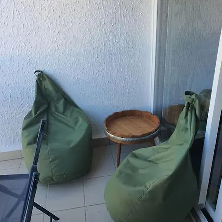 아파트 Pour 1 A 4 Pers Terrasse Et Parking *